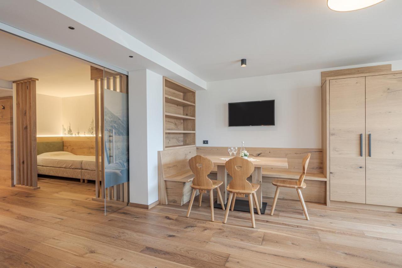 קאבאלס Hotel Bellavista מראה חיצוני תמונה