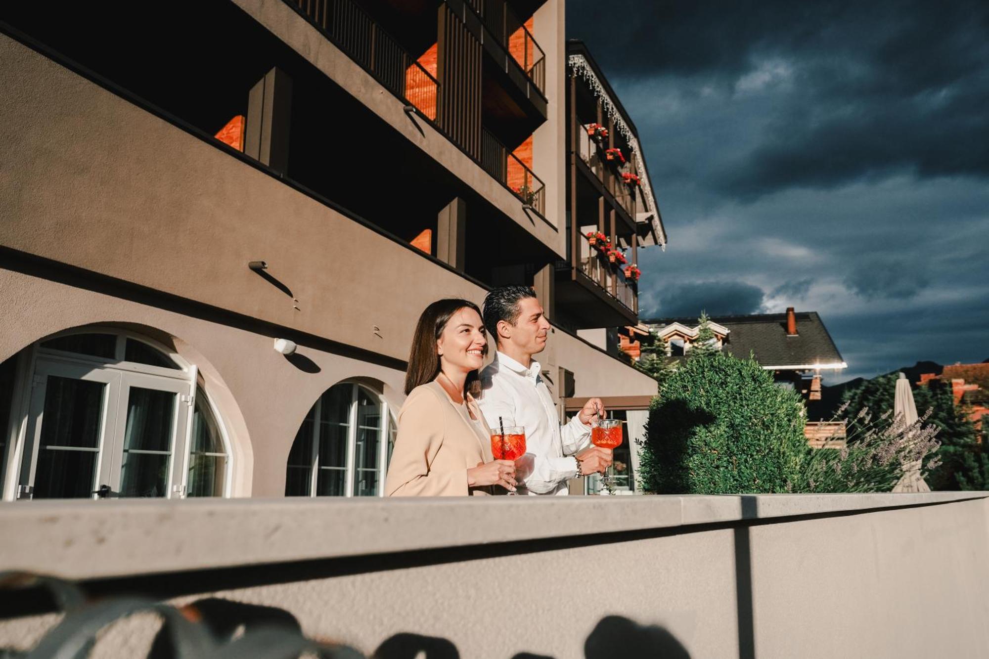 קאבאלס Hotel Bellavista מראה חיצוני תמונה